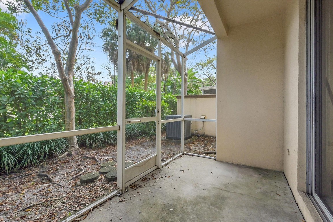 Coral Palm Village - Residential