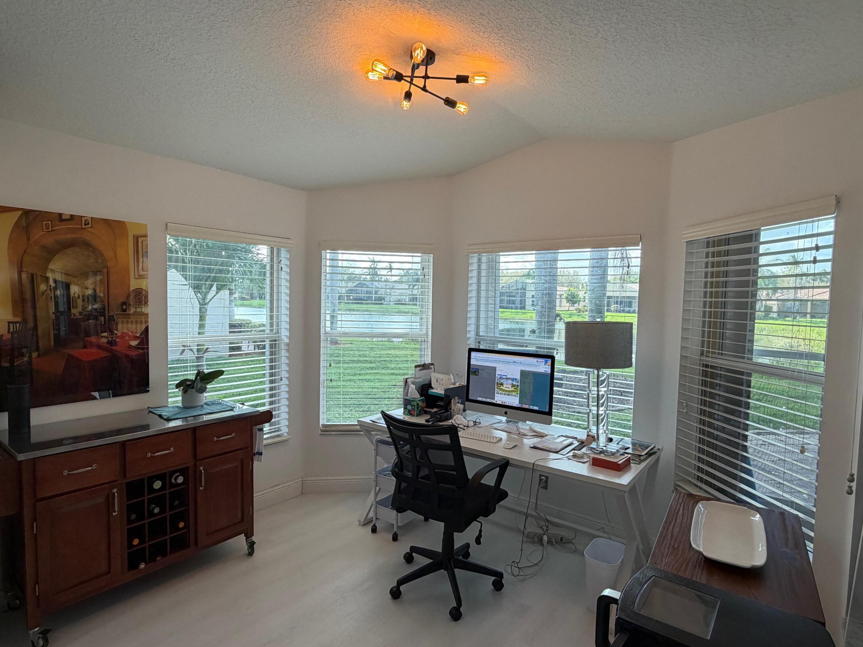 VALENCIA POINTE - Residential Lease