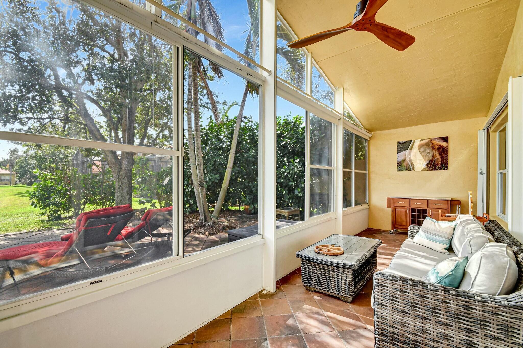 VALENCIA POINTE - Residential Lease