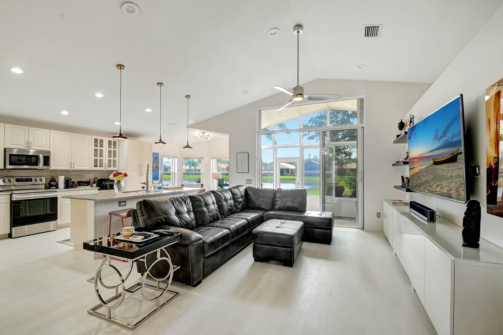 VALENCIA POINTE - Residential Lease