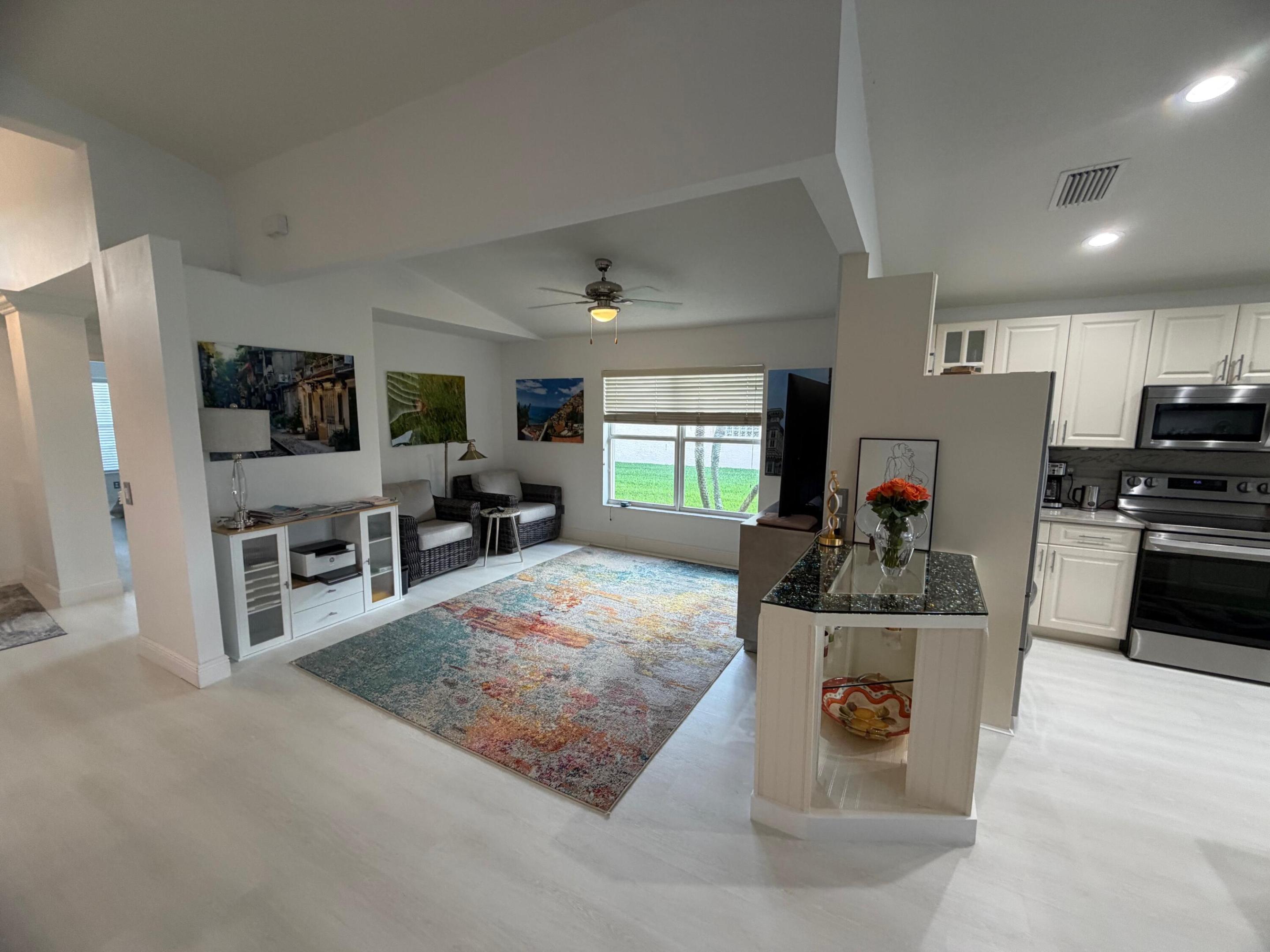 VALENCIA POINTE - Residential Lease