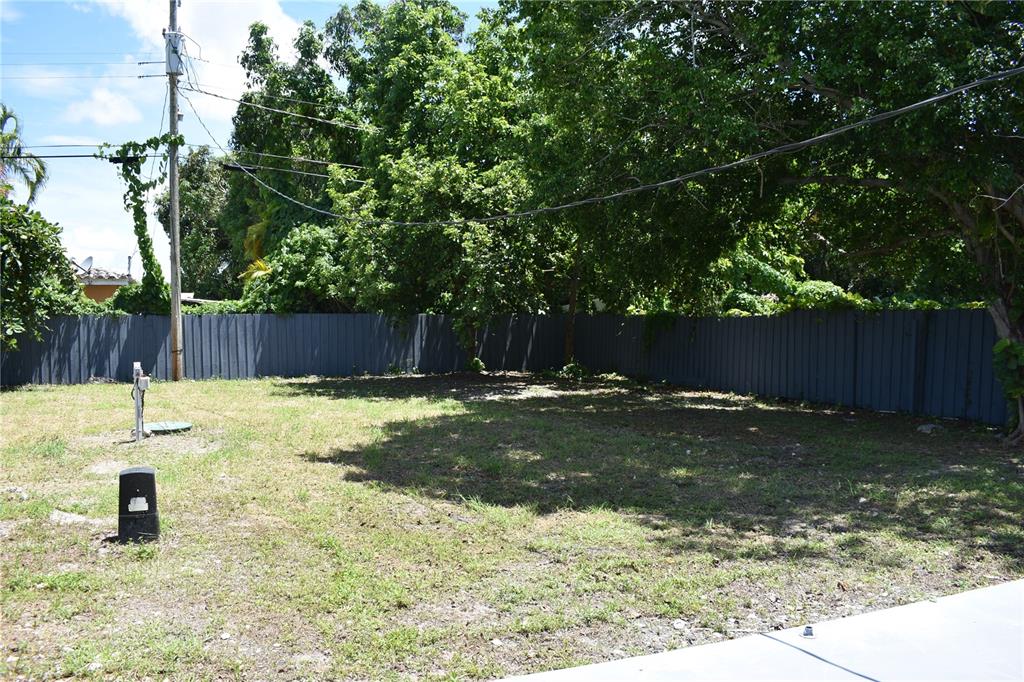 Biscayne Gardens Sec E Pt - Residential