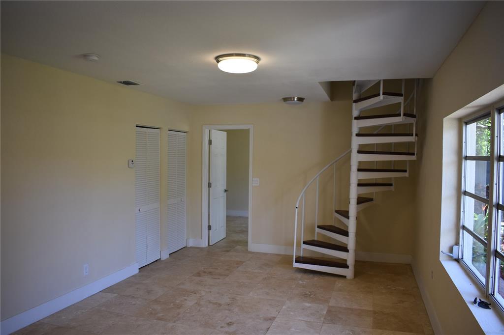 Biscayne Gardens Sec E Pt - Residential