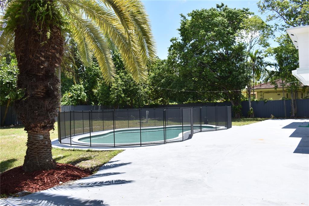 Biscayne Gardens Sec E Pt - Residential