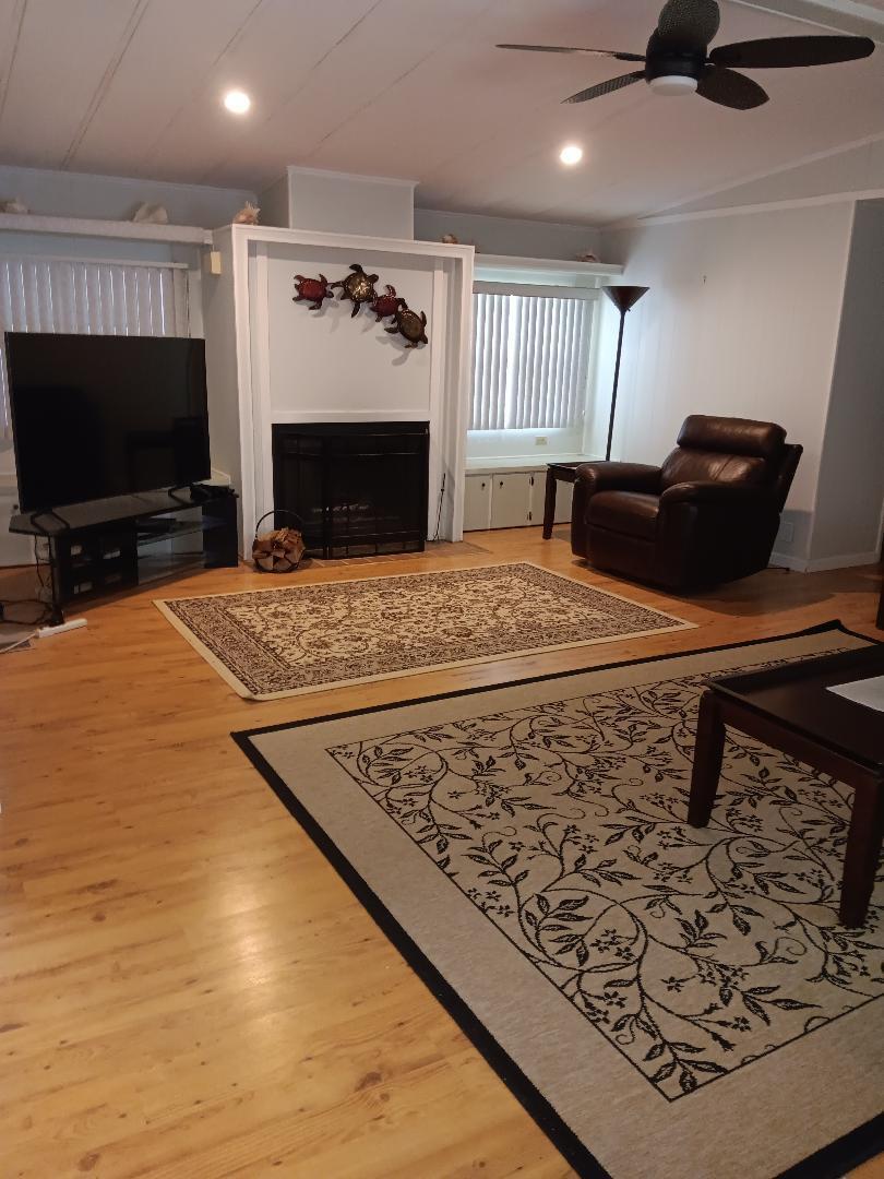 CAMBRIDGE AT HERITAGE RID - Residential