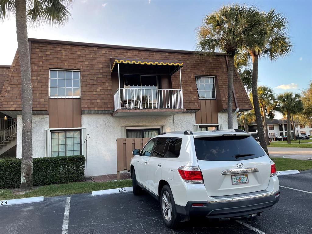 Photo of 950 S Kanner #D-22, Stuart, FL 34994 (MLS # R10760922)