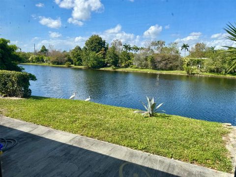 8829 Bella Vista Dr 282 Boca Raton FL 33433