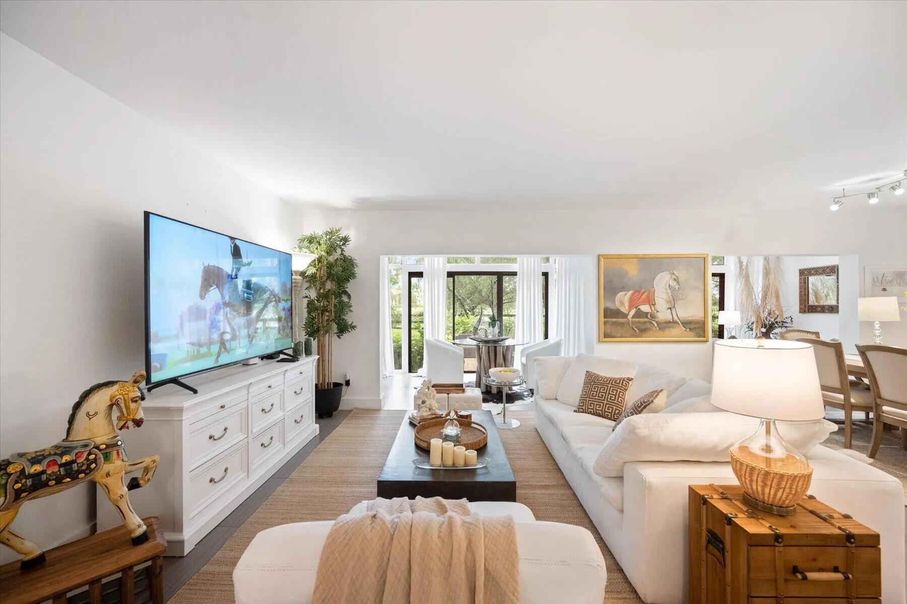 Properties 11397 Pond View Drive E103