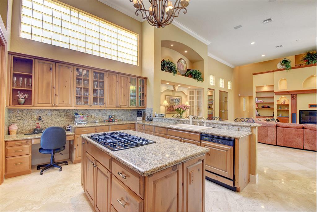 ENCLAVE - Residential