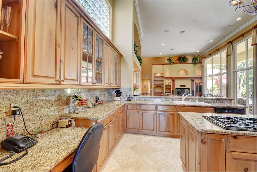 ENCLAVE - Residential