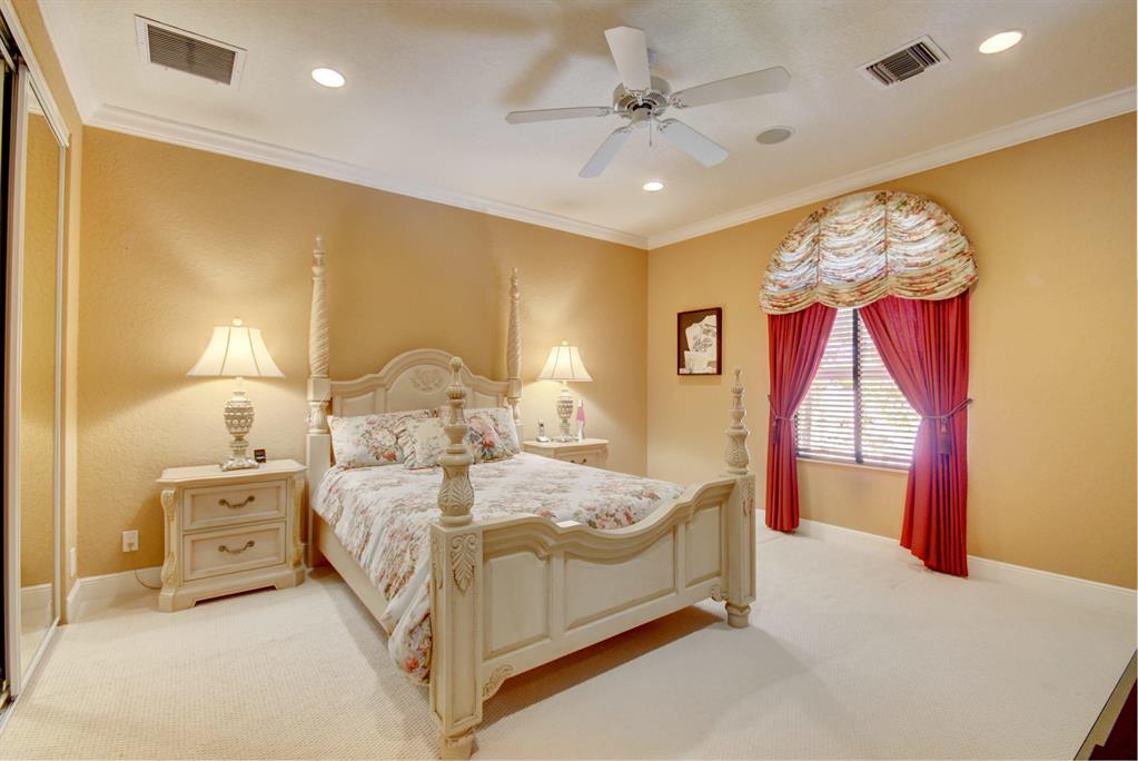 ENCLAVE - Residential