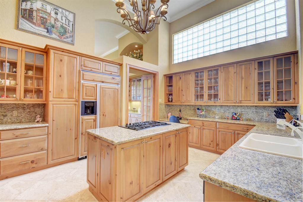 ENCLAVE - Residential