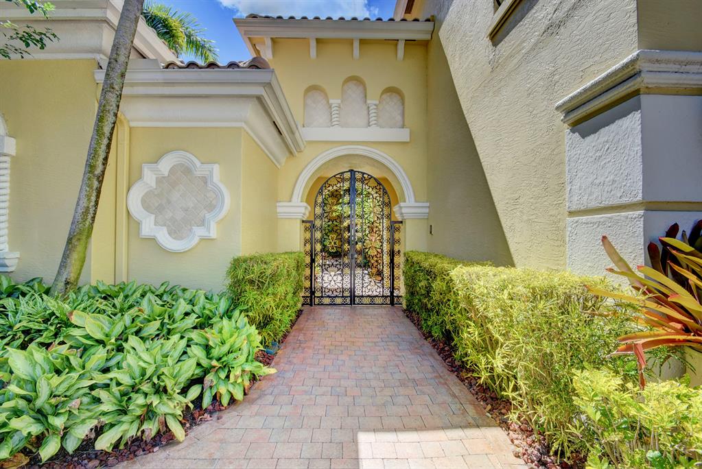 ENCLAVE - Residential