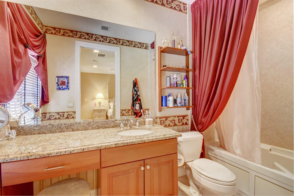 ENCLAVE - Residential