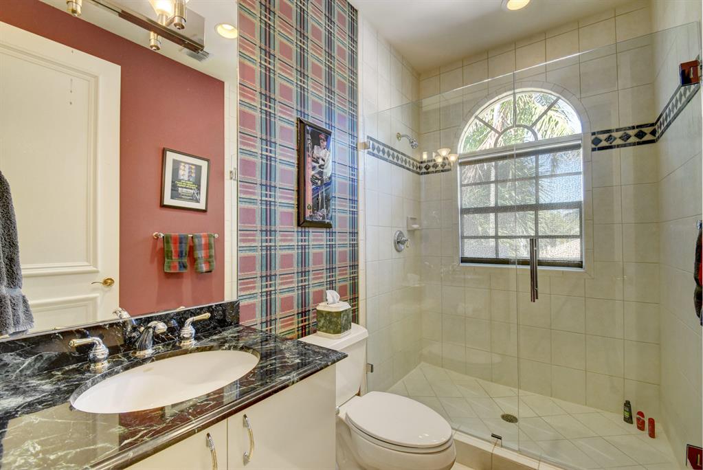 ENCLAVE - Residential