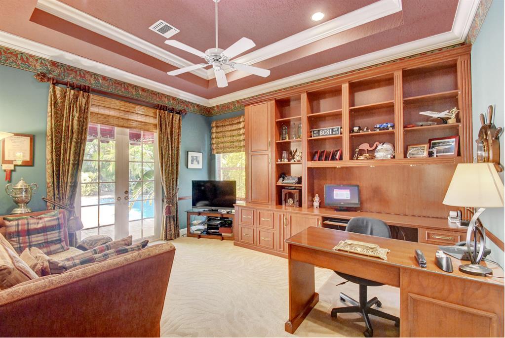 ENCLAVE - Residential