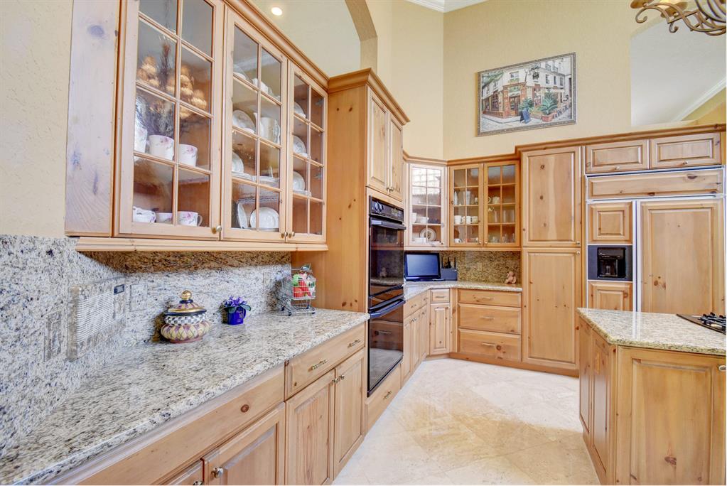 ENCLAVE - Residential