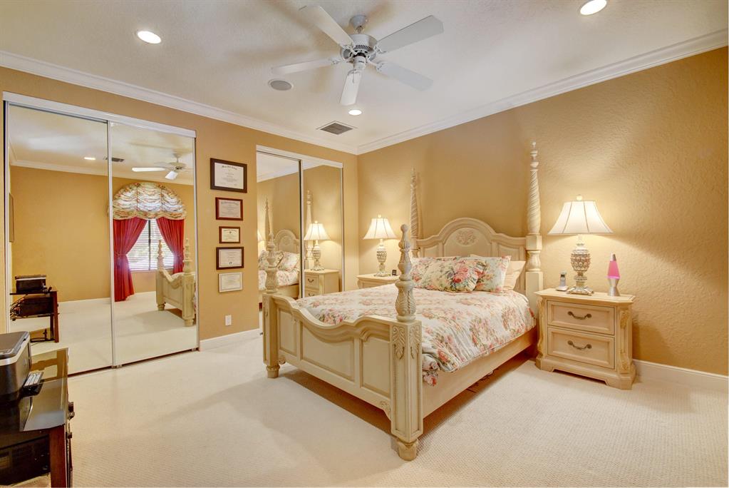 ENCLAVE - Residential