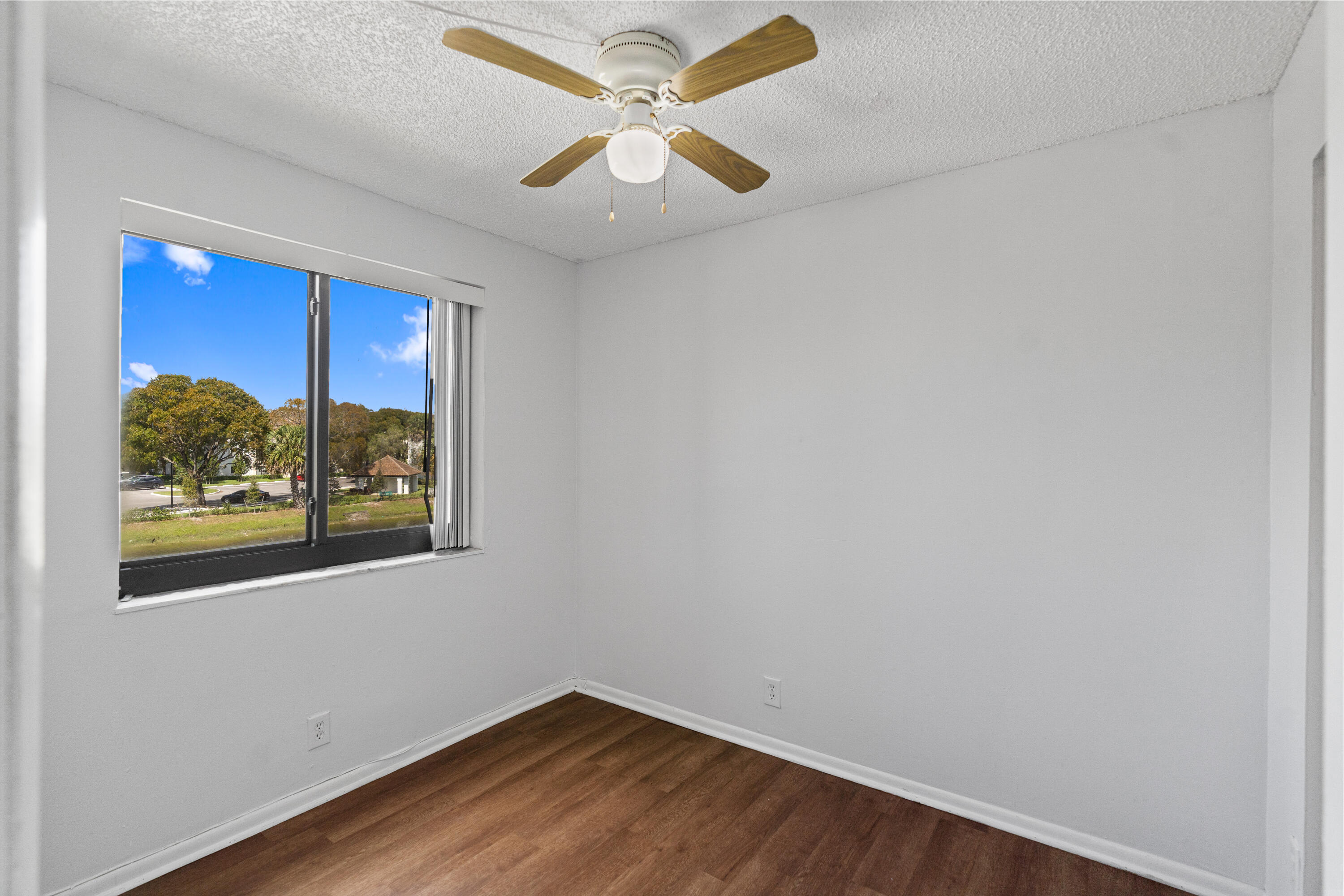 Sunrise Springs - Residential