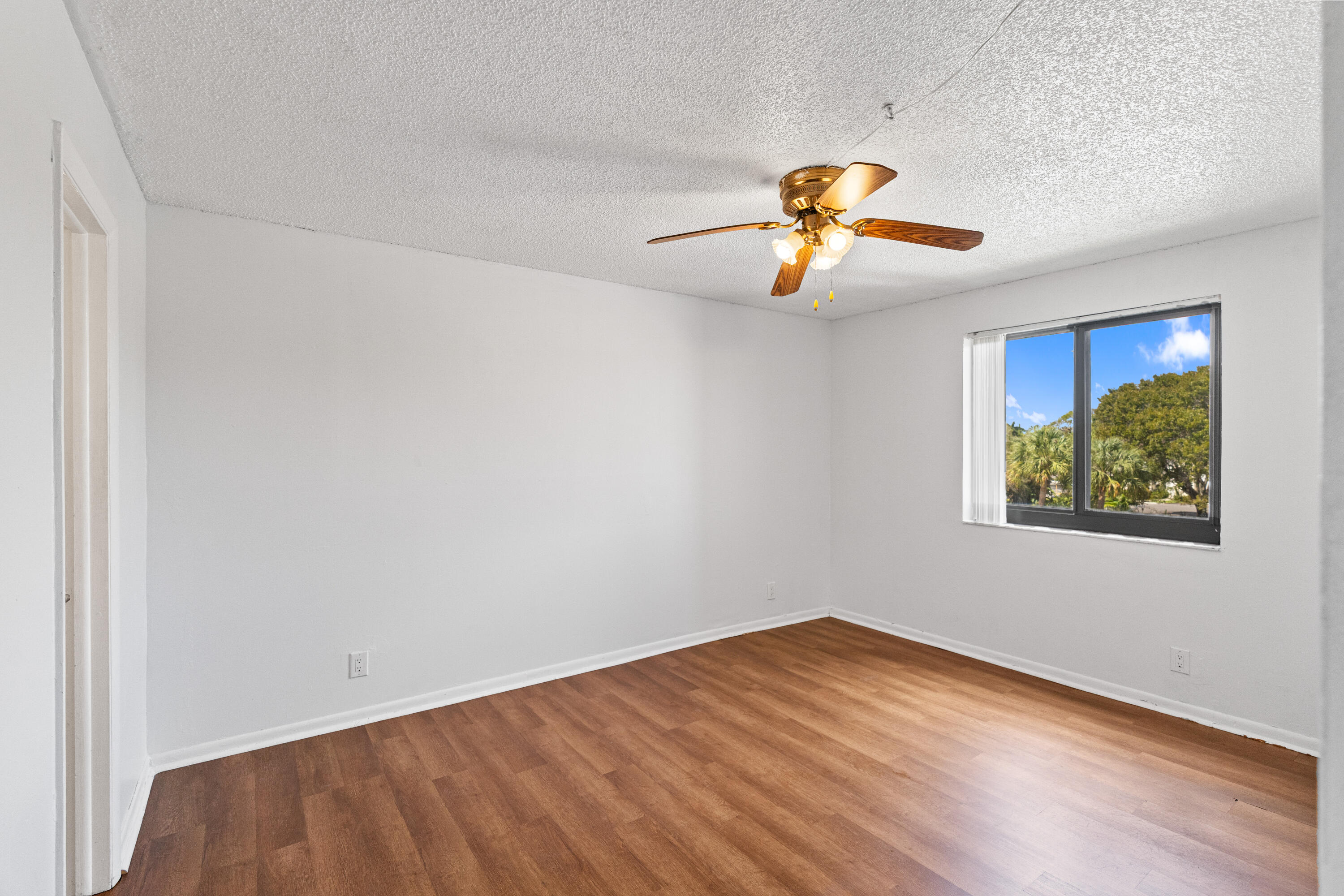 Sunrise Springs - Residential