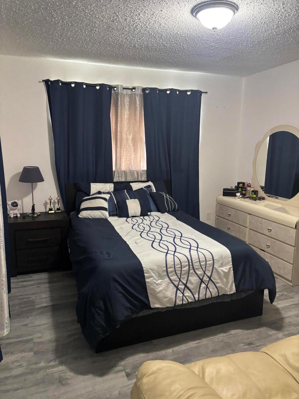 BEL-AIRE HOMES - Residential