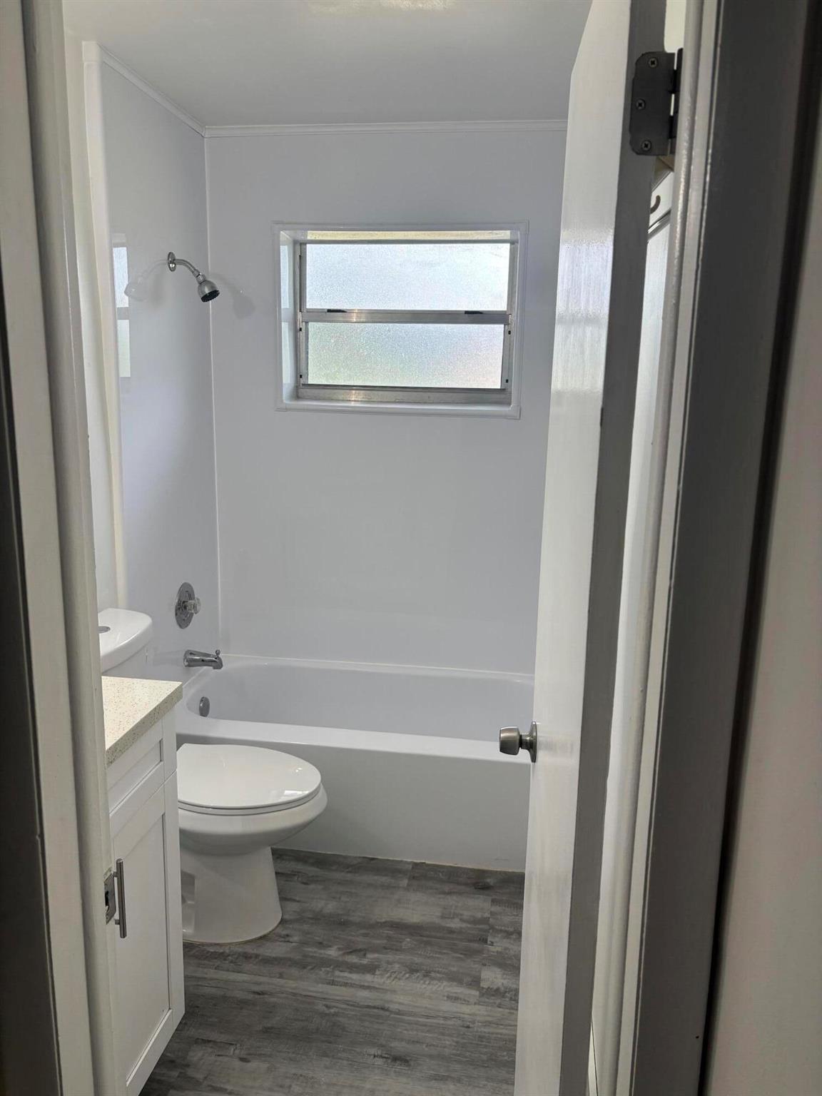 BEL-AIRE HOMES - Residential