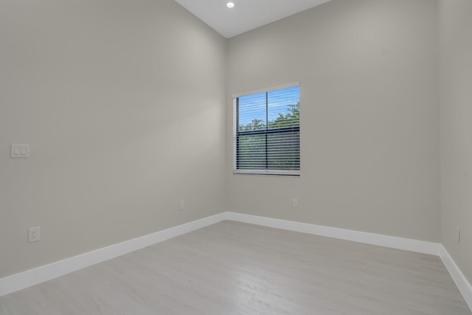 Monterra 175-155 B - Residential