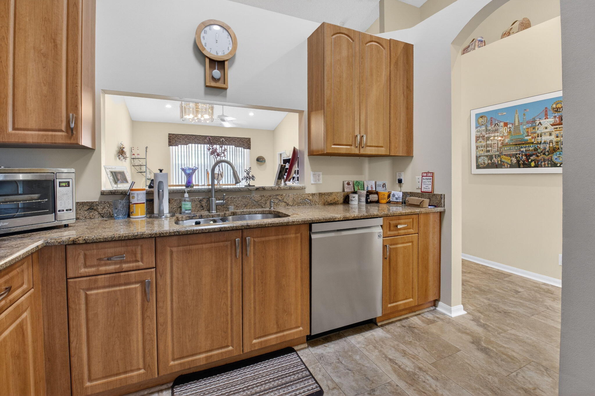 FLORAL LAKES - Residential