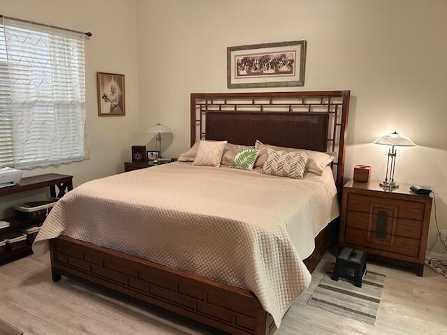 FLORAL LAKES - Residential