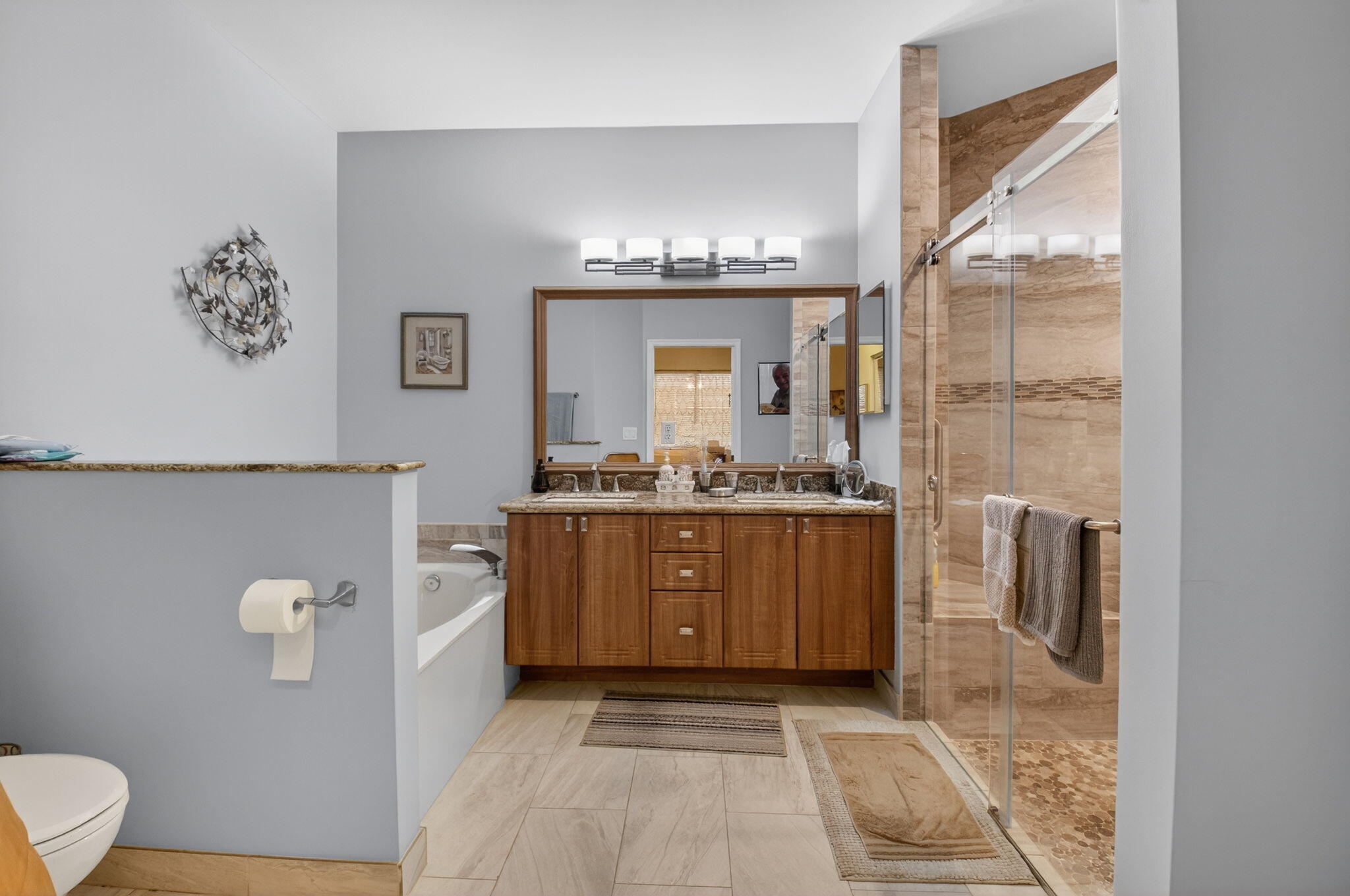 FLORAL LAKES - Residential