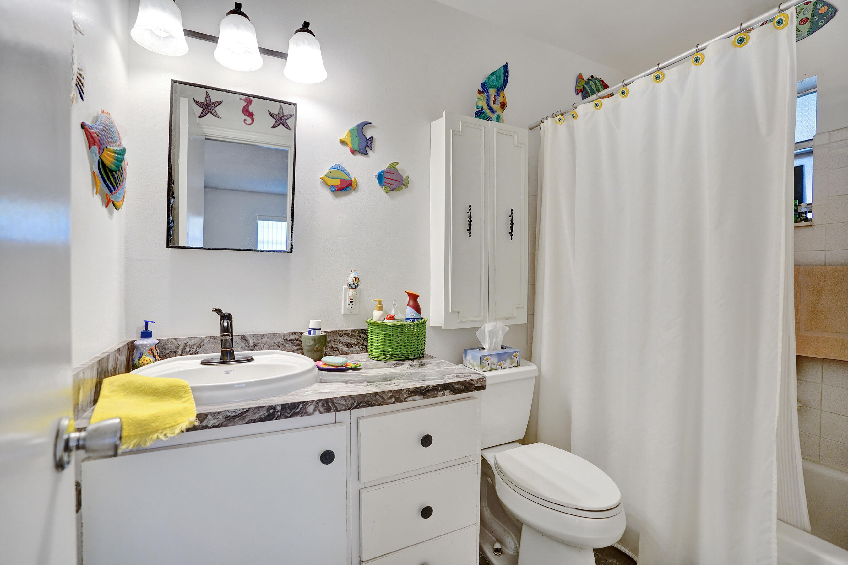 IMPERIAL VILLAS CONDO - Residential