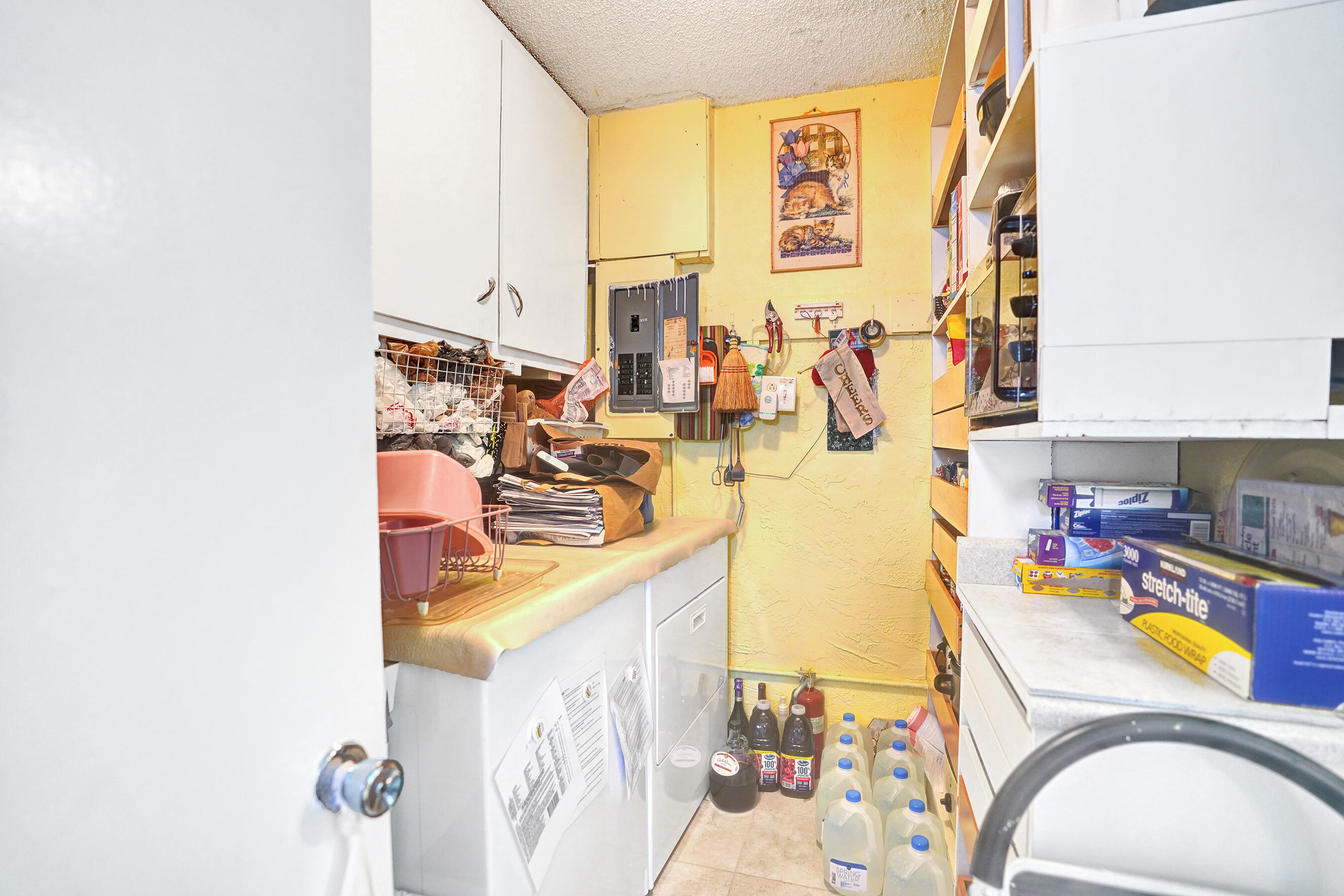 IMPERIAL VILLAS CONDO - Residential