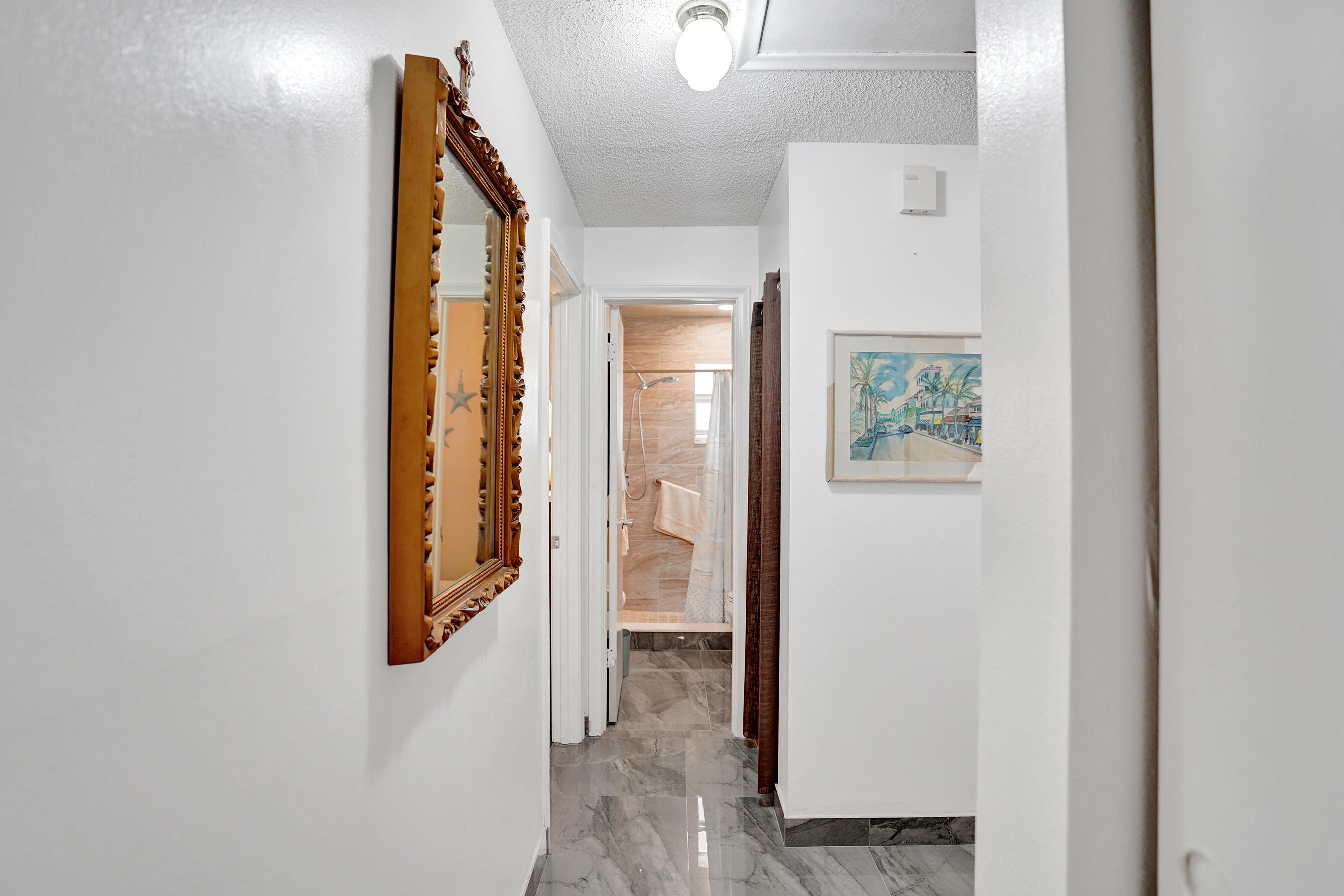 IMPERIAL VILLAS CONDO - Residential