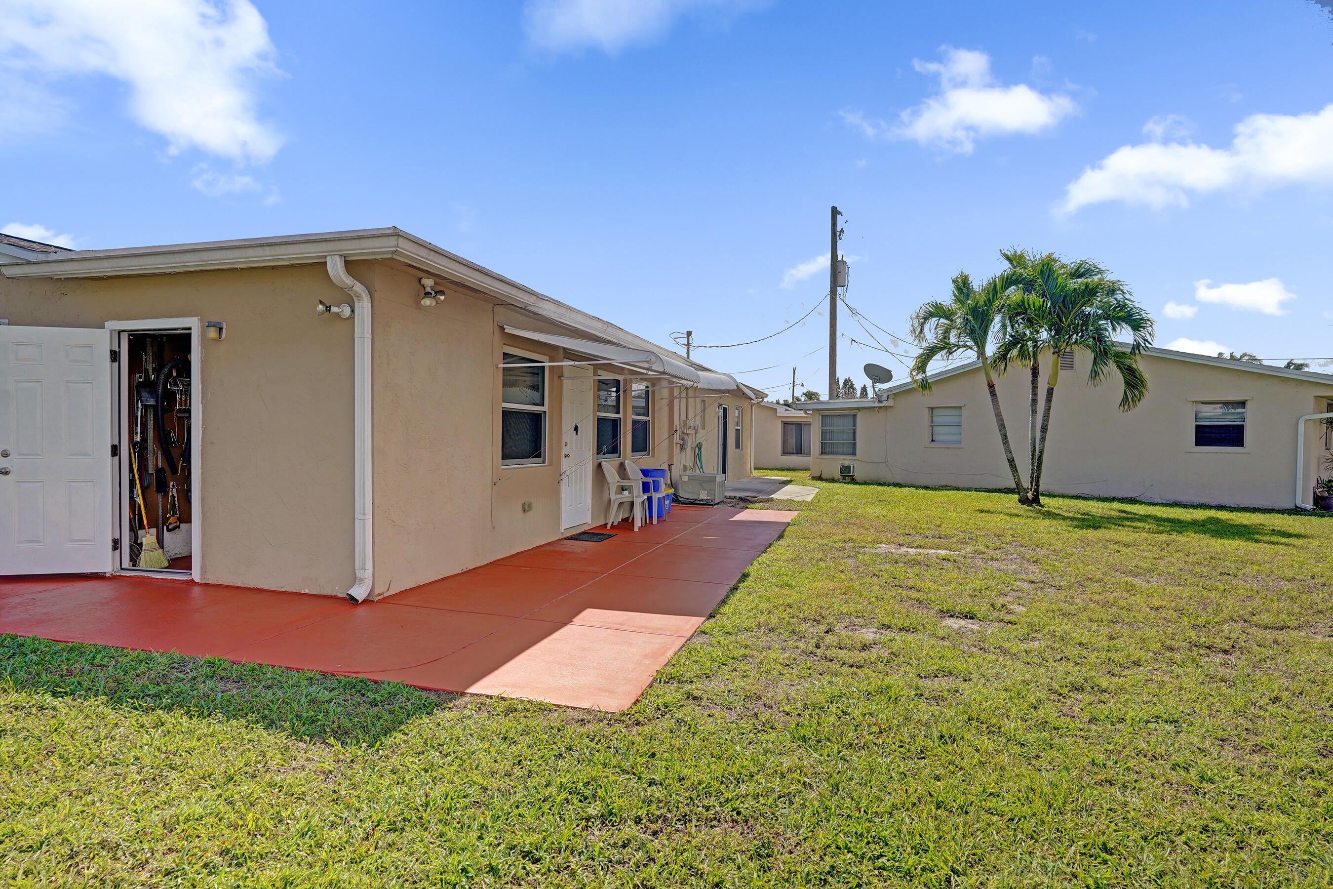 IMPERIAL VILLAS CONDO - Residential