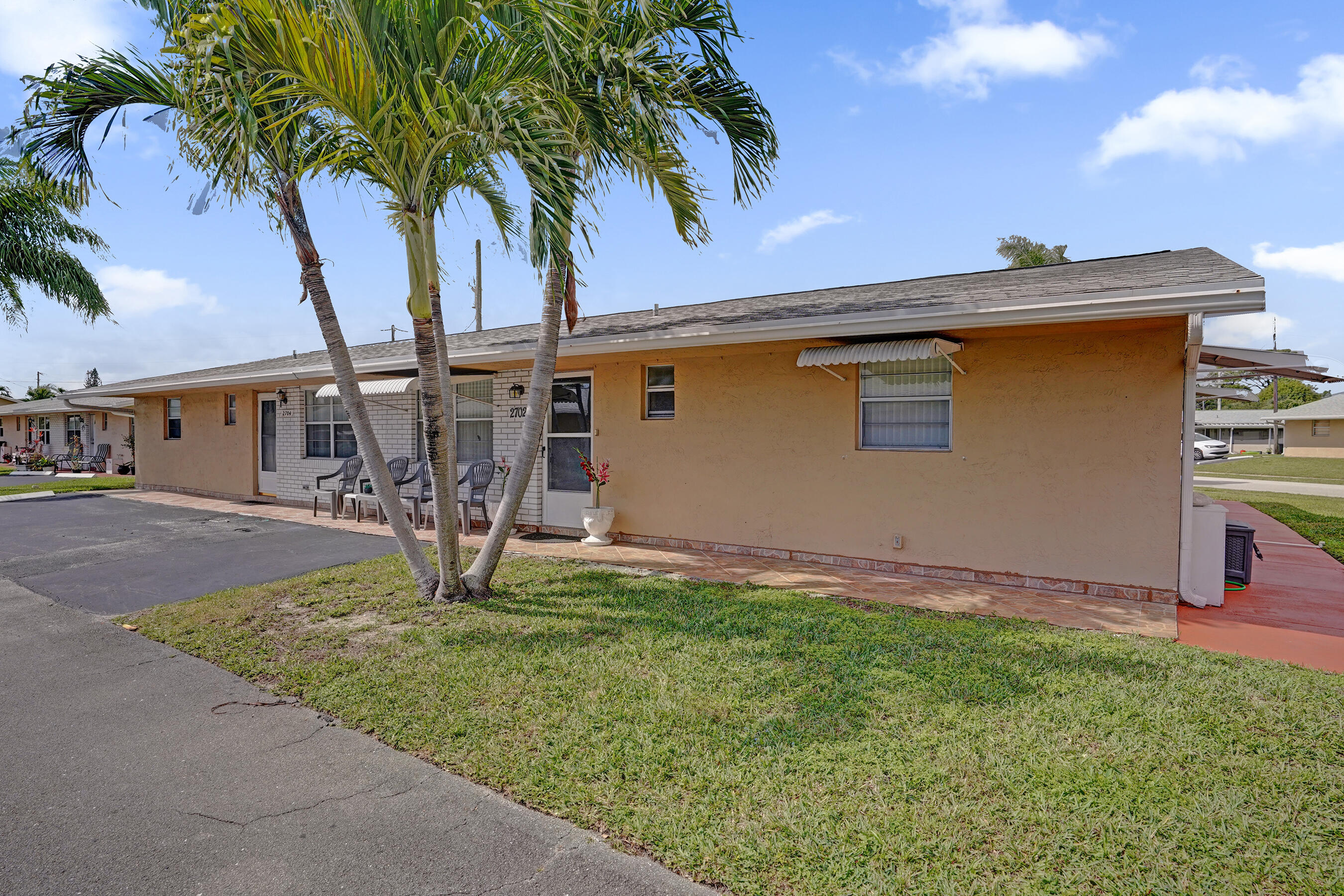 IMPERIAL VILLAS CONDO - Residential