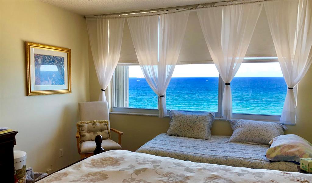 CENTURY PLAZA CONDO - Residential