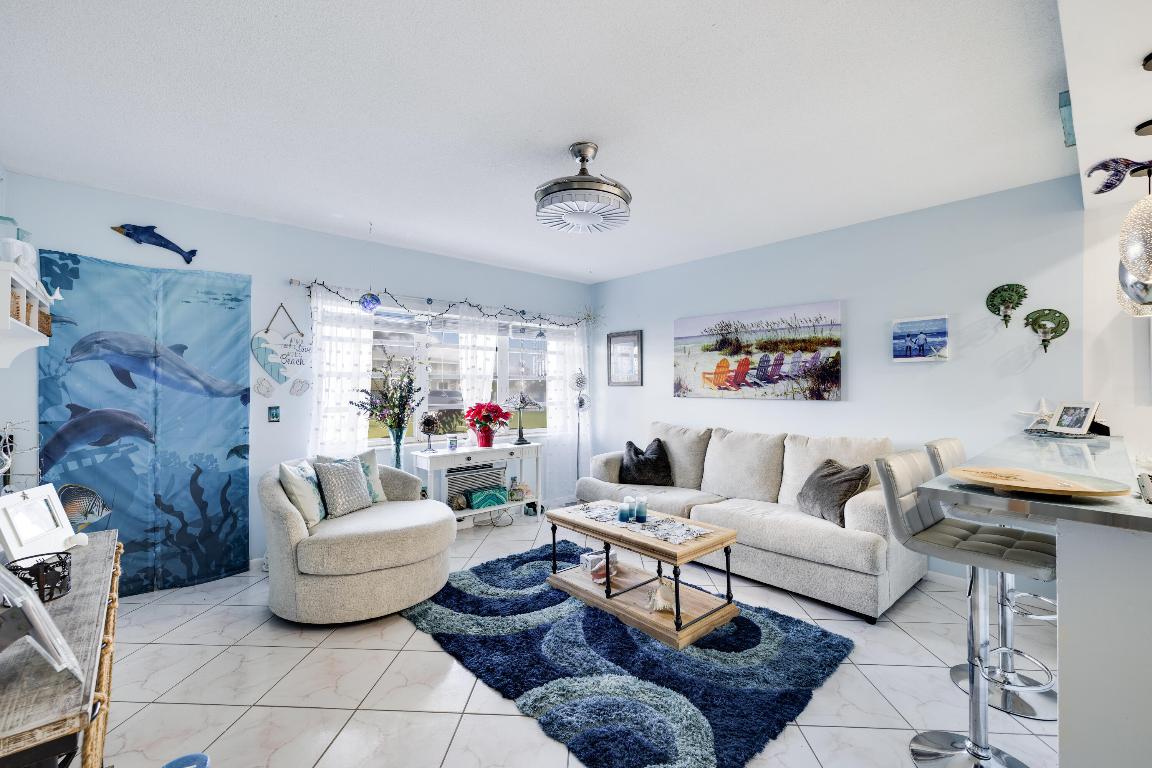 2460 S Federal Highway 6