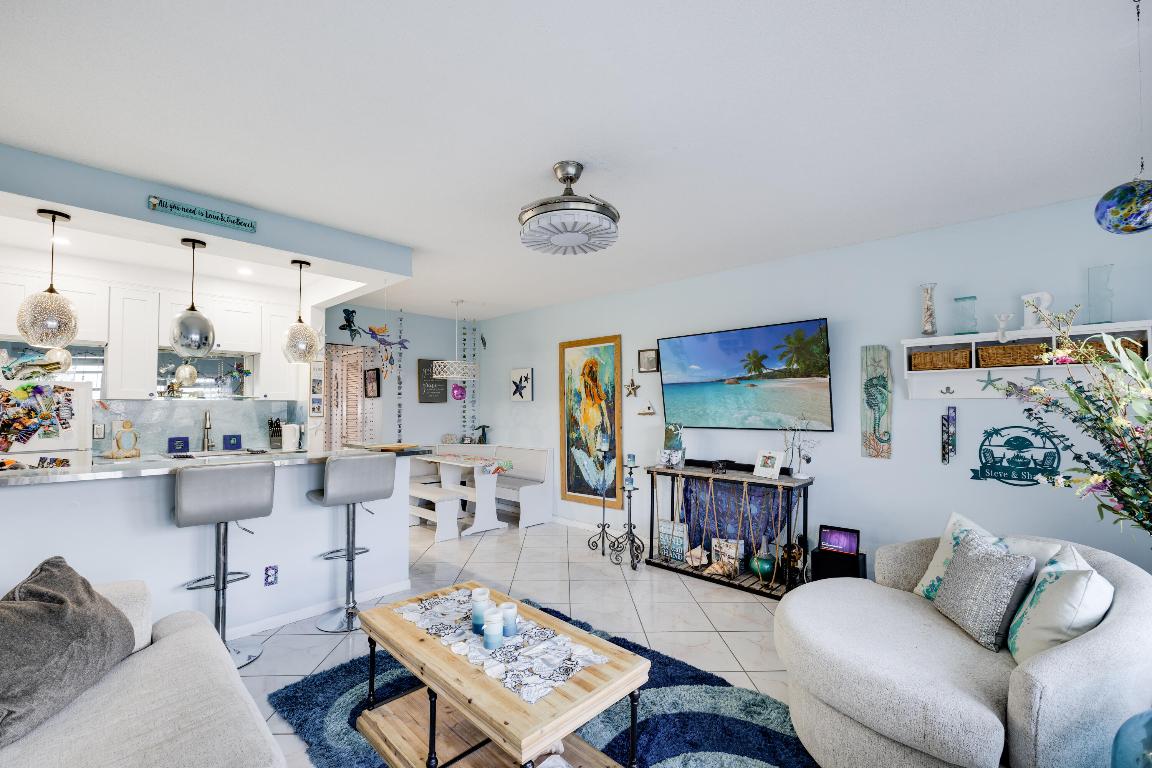 2460 S Federal Highway 6