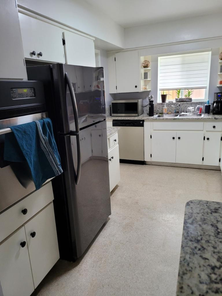 Bel-Air 32-10 B - Residential