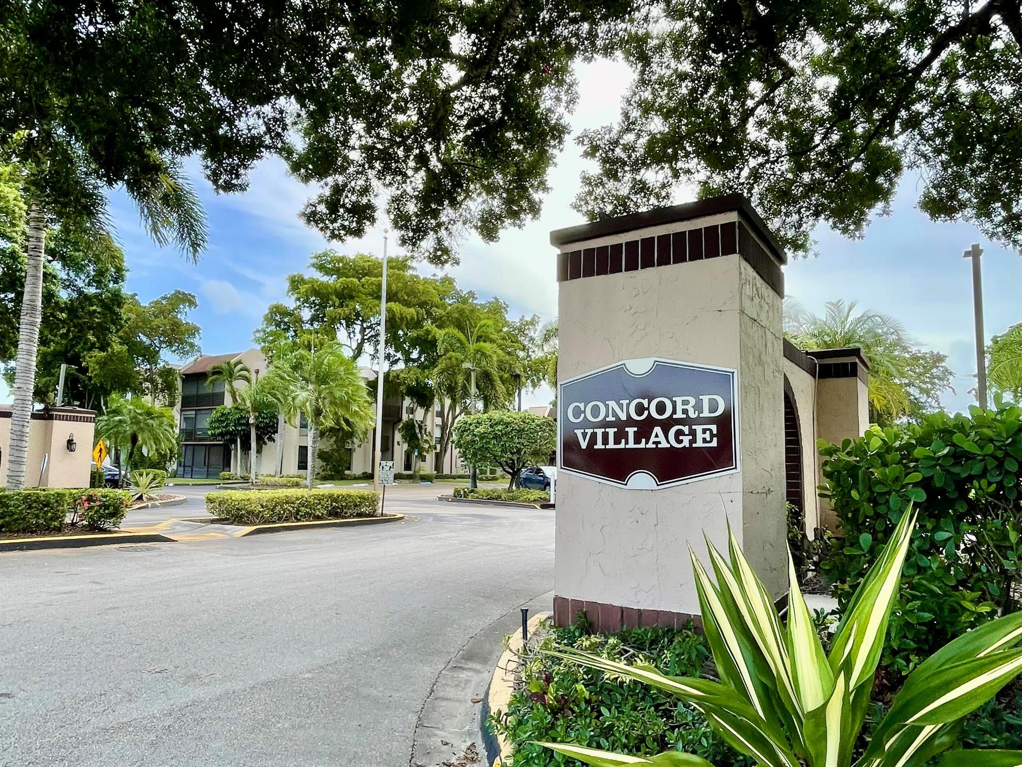 CONCORD VILLAGE CONDOMINI - Residential