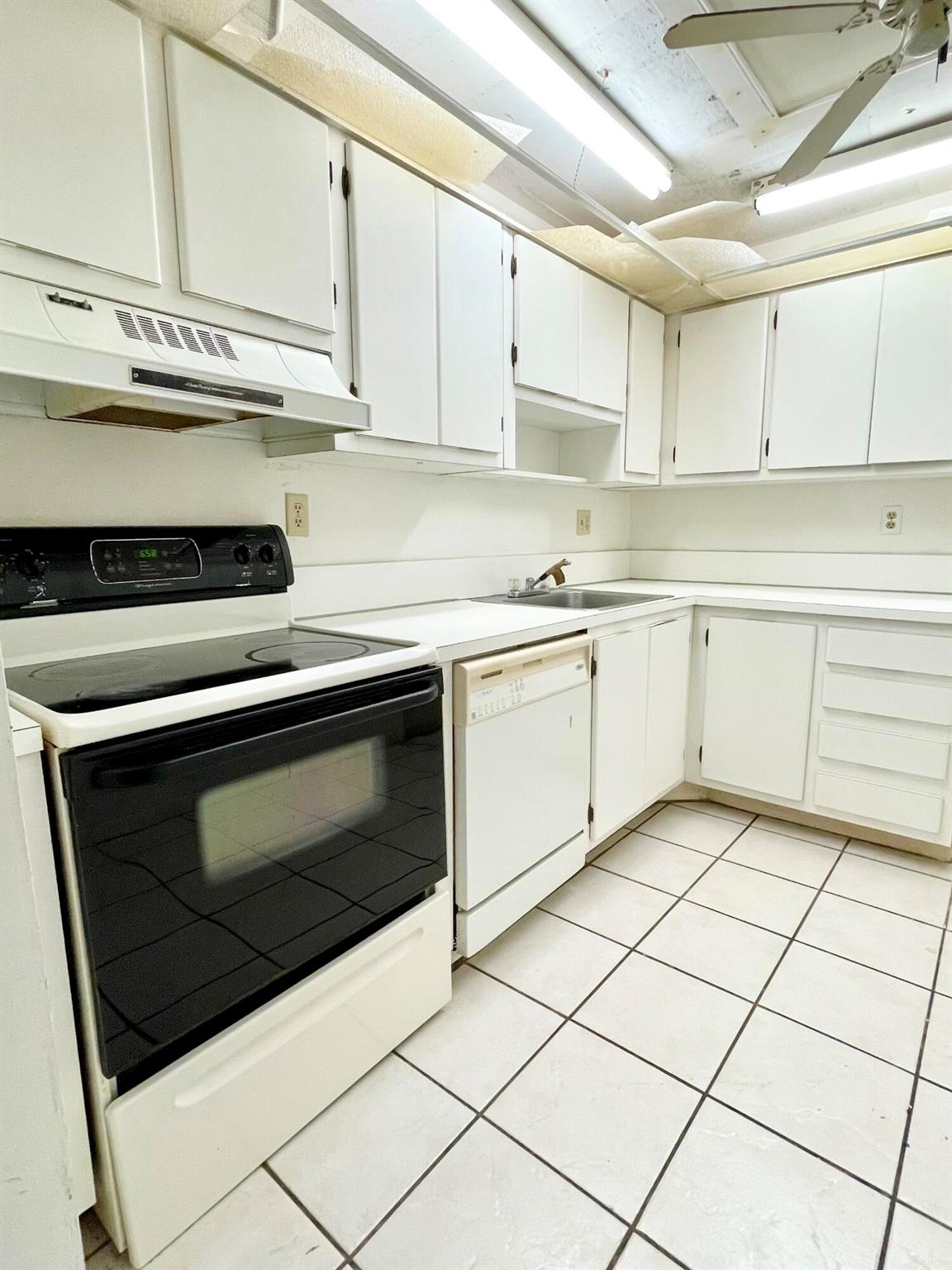 CONCORD VILLAGE CONDOMINI - Residential