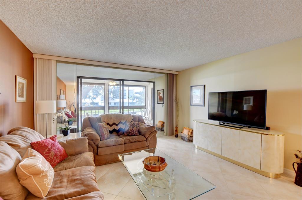 Huntington Lakes - Residential