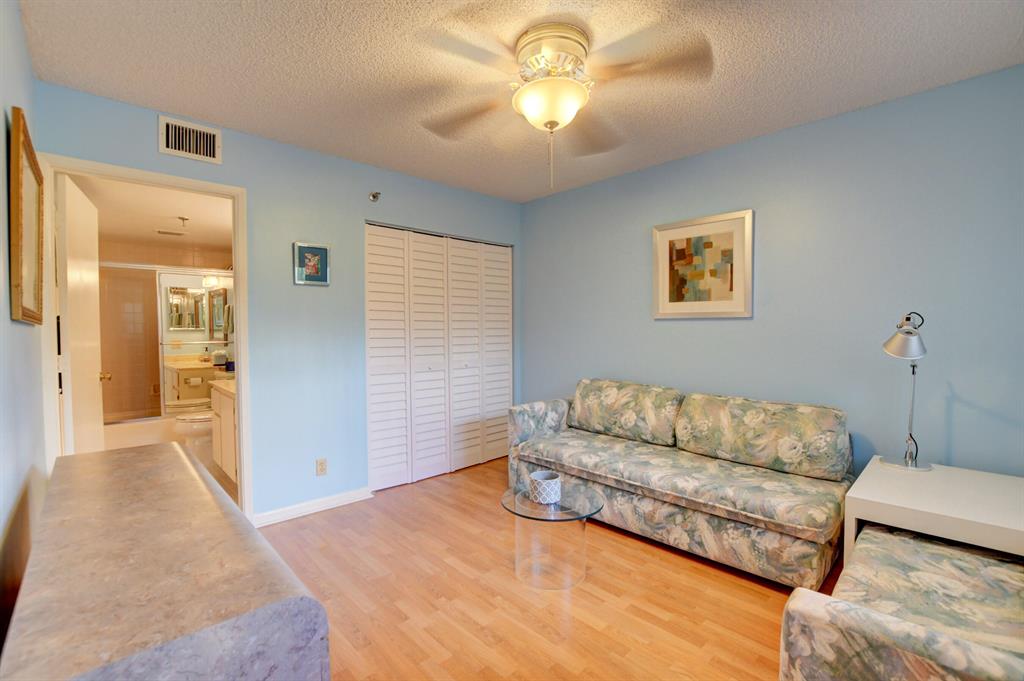 Huntington Lakes - Residential