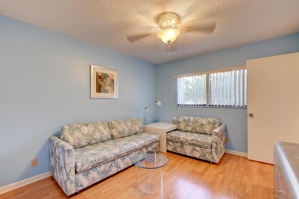 Huntington Lakes - Residential