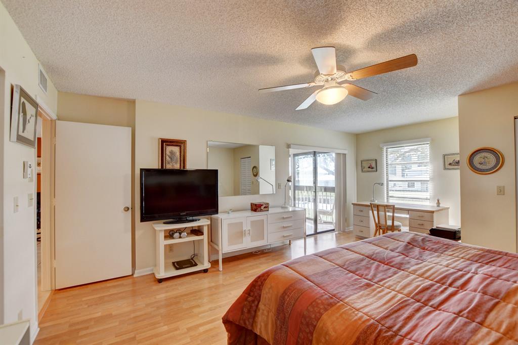 Huntington Lakes - Residential