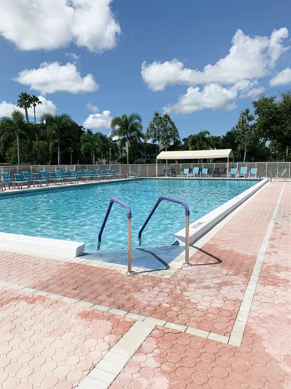 Huntington Lakes - Residential