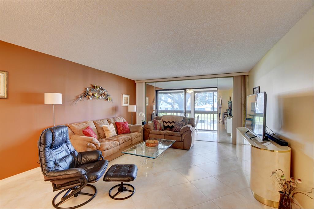 Huntington Lakes - Residential