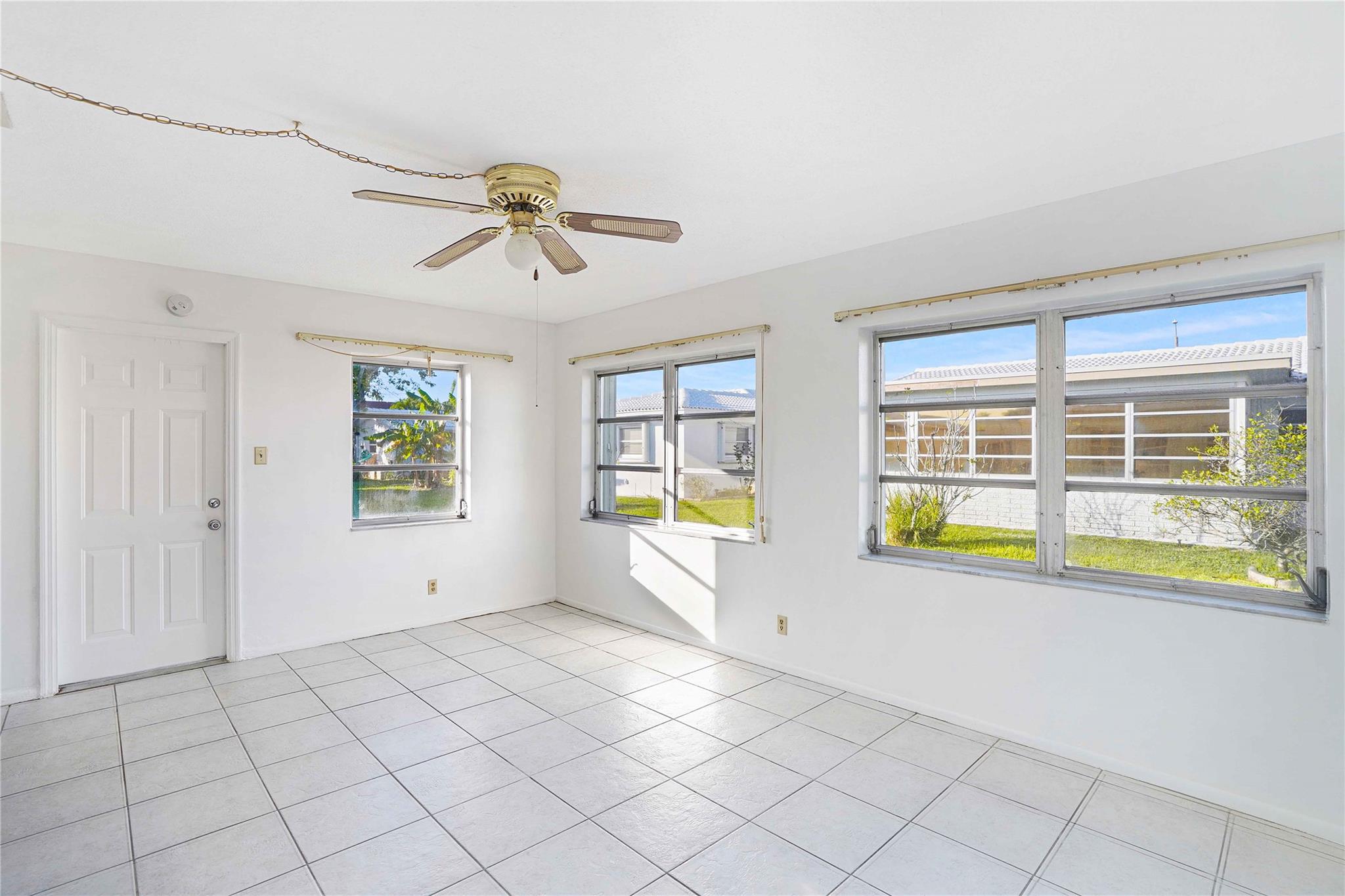 MAINLANDS OF TAMARAC LAKE - Residential
