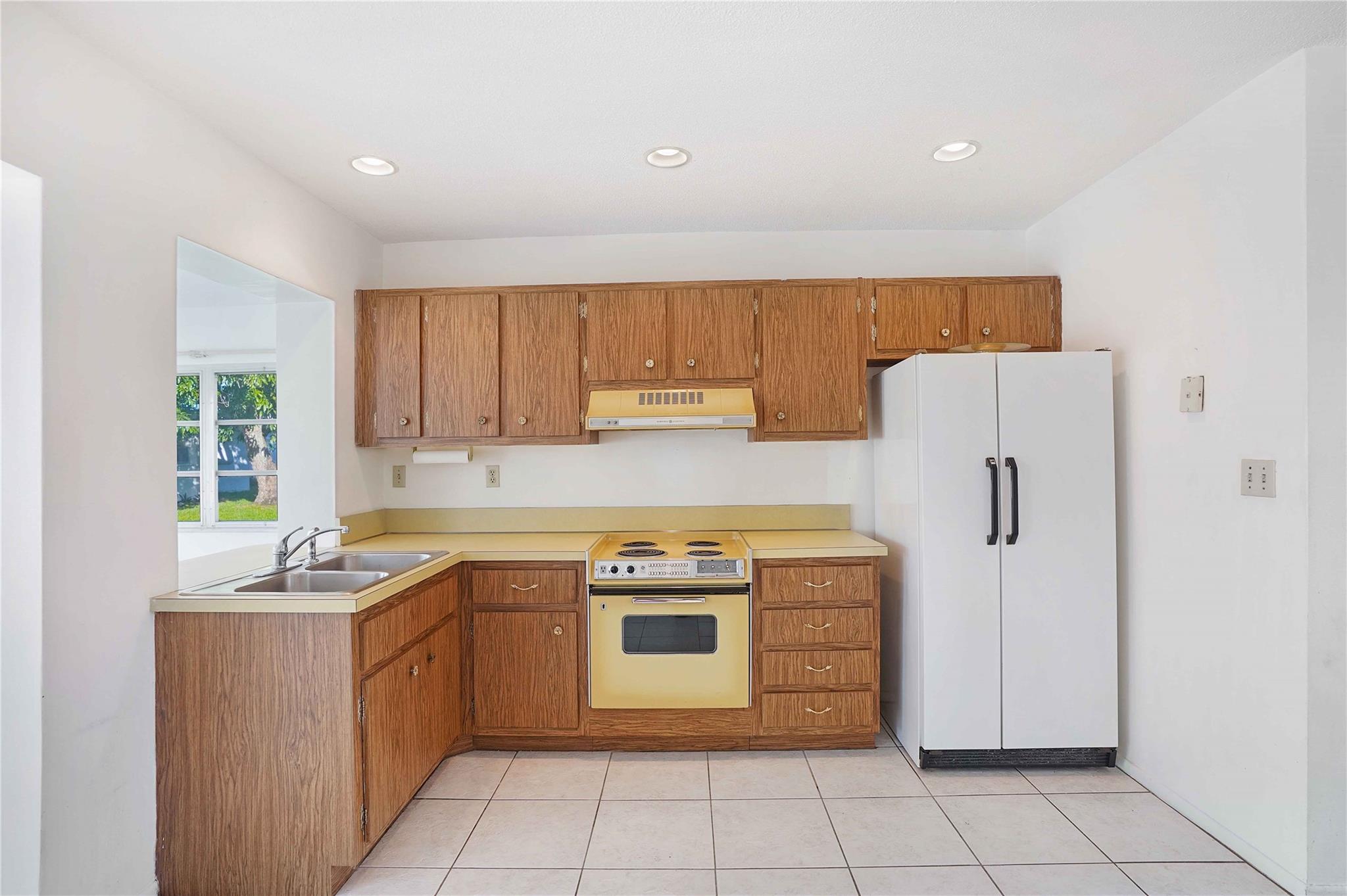 MAINLANDS OF TAMARAC LAKE - Residential