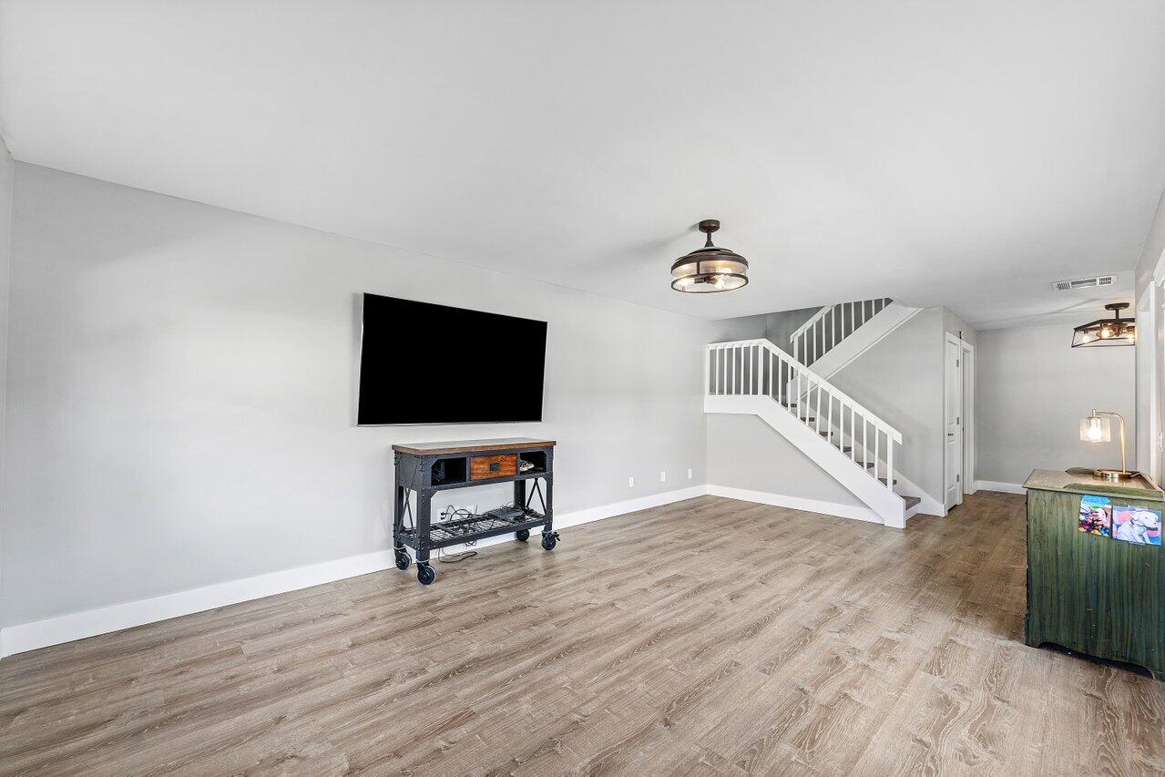 WELLESLEY AT LAKE CLARKE SHORES - Residential